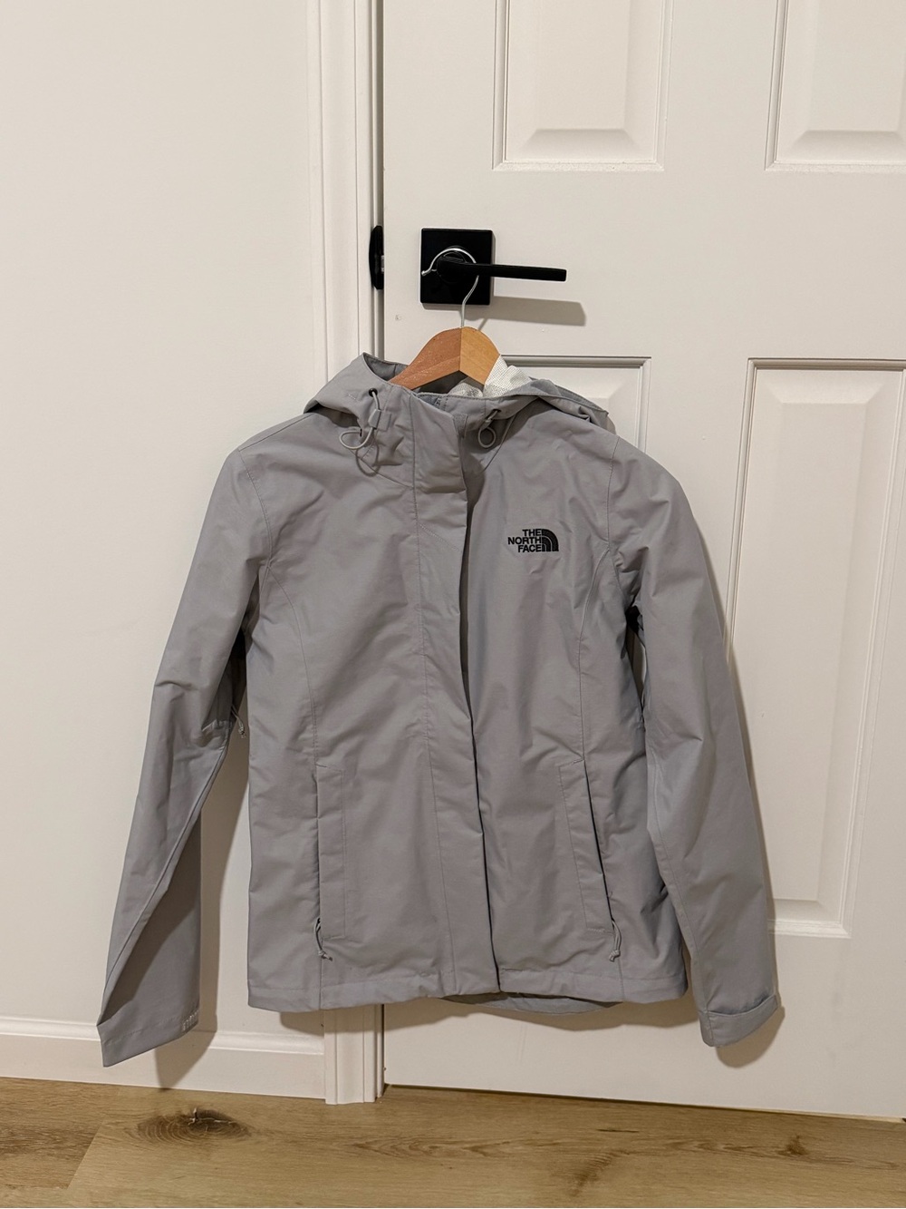 The North Face Women's Light Gray Hooded Rain Jacket